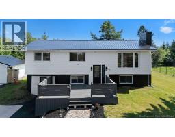 402 Marguerite Street, photo 3
