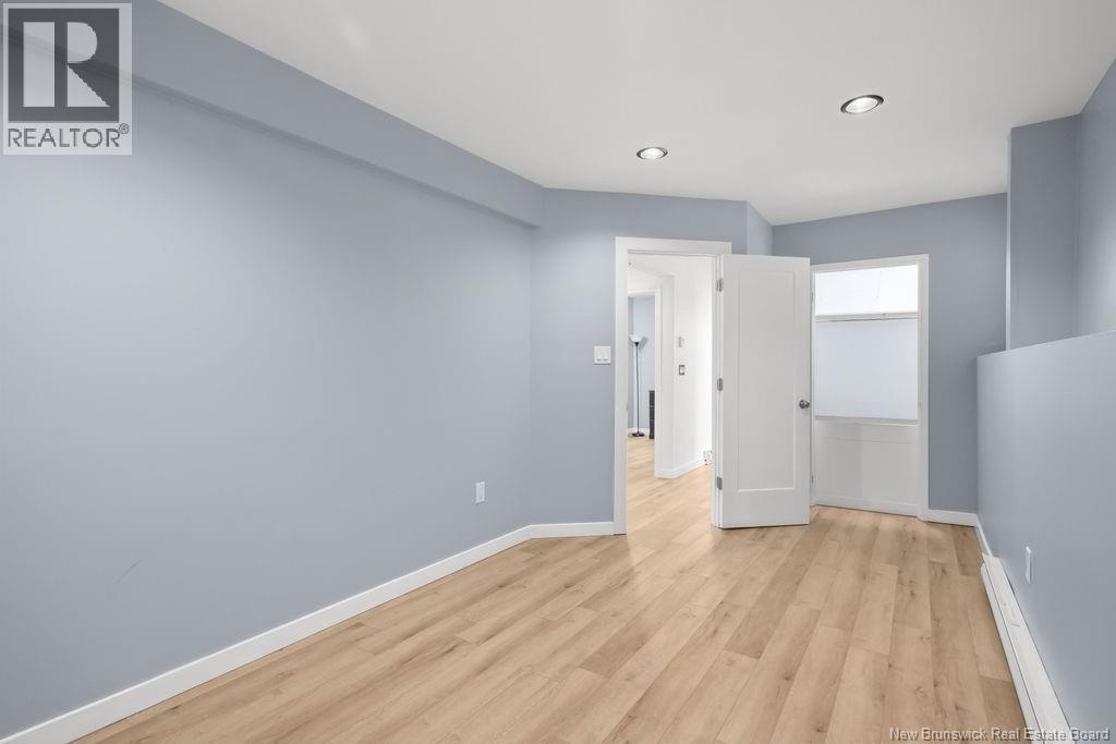 402 Marguerite Street - 31