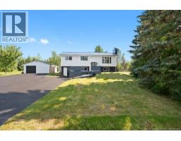 402 Marguerite Street, photo 2
