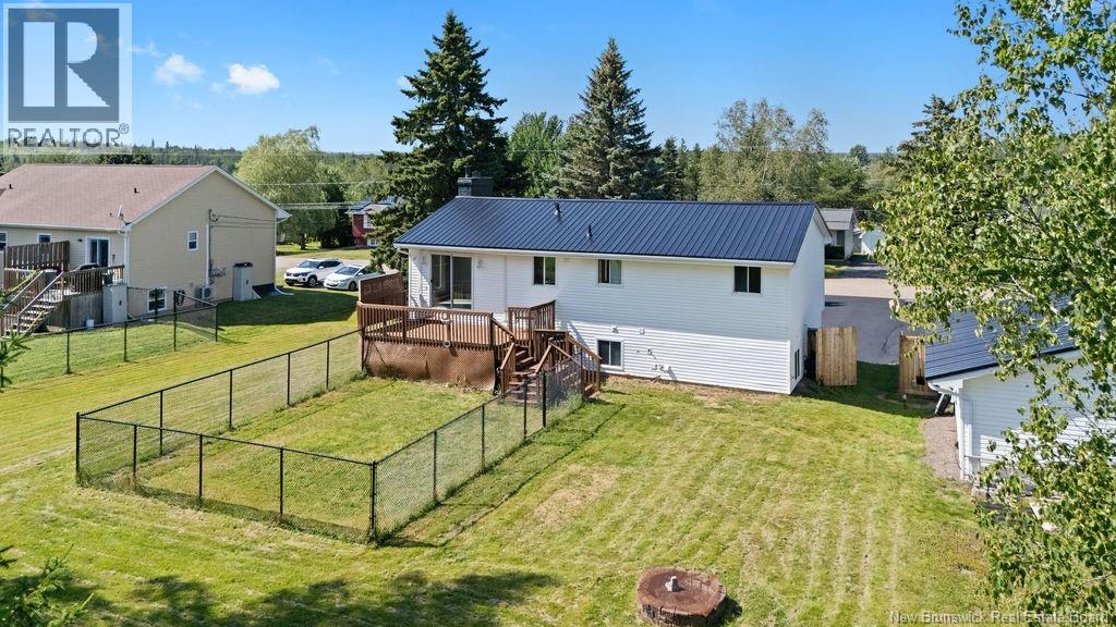 402 Marguerite Street - Image 4