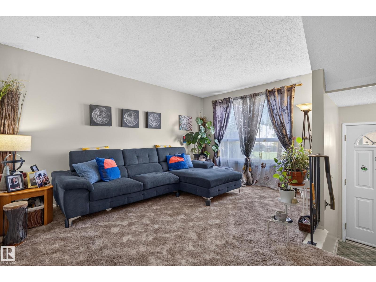 18247 93 AV NW - 13