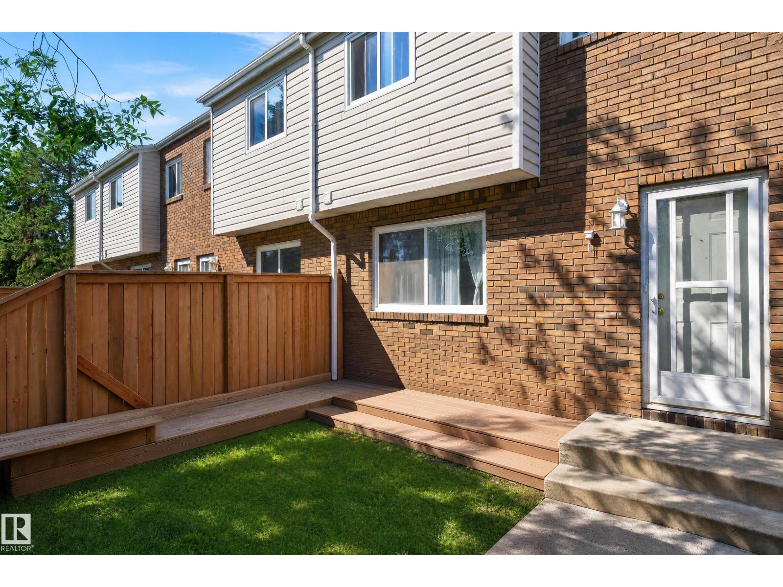 18247 93 AV NW - Image 4