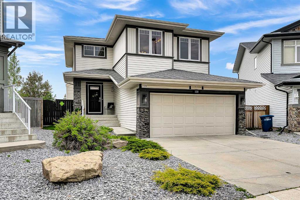 128 Reunion Mews NW - 1