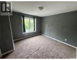 Laundry room - 525 Alexandra Street, Weyburn, SK S4H1R7 Photo 9