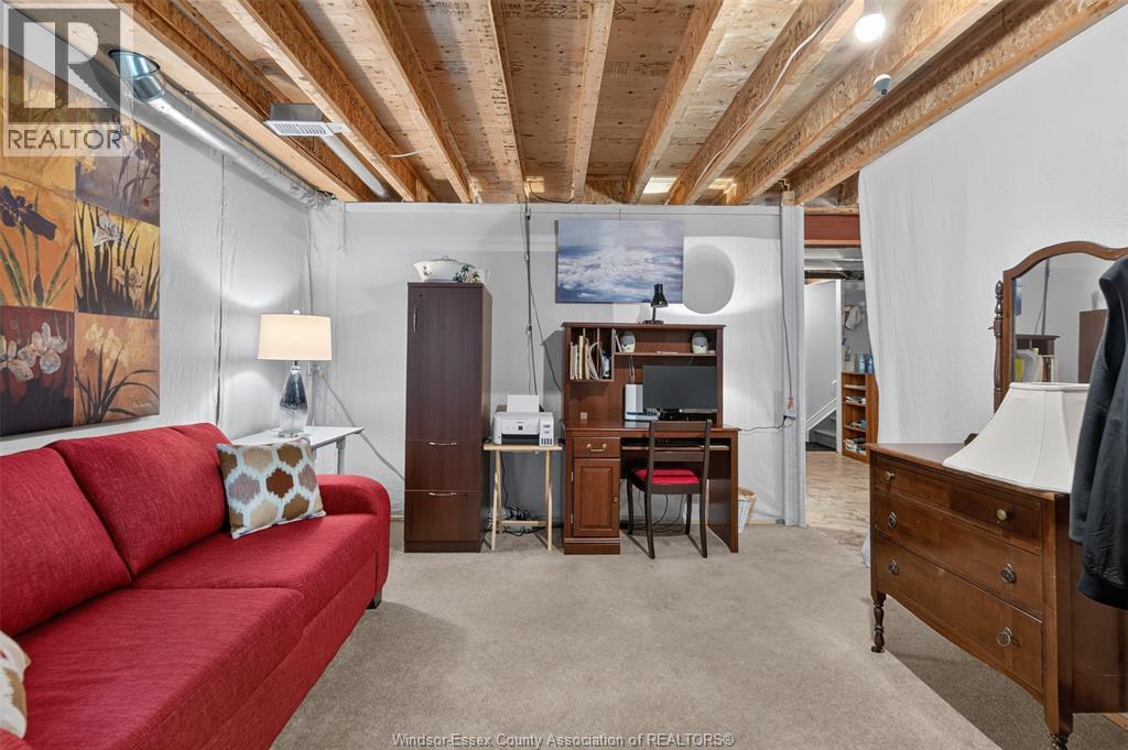 1818 LUXURY - Image 36