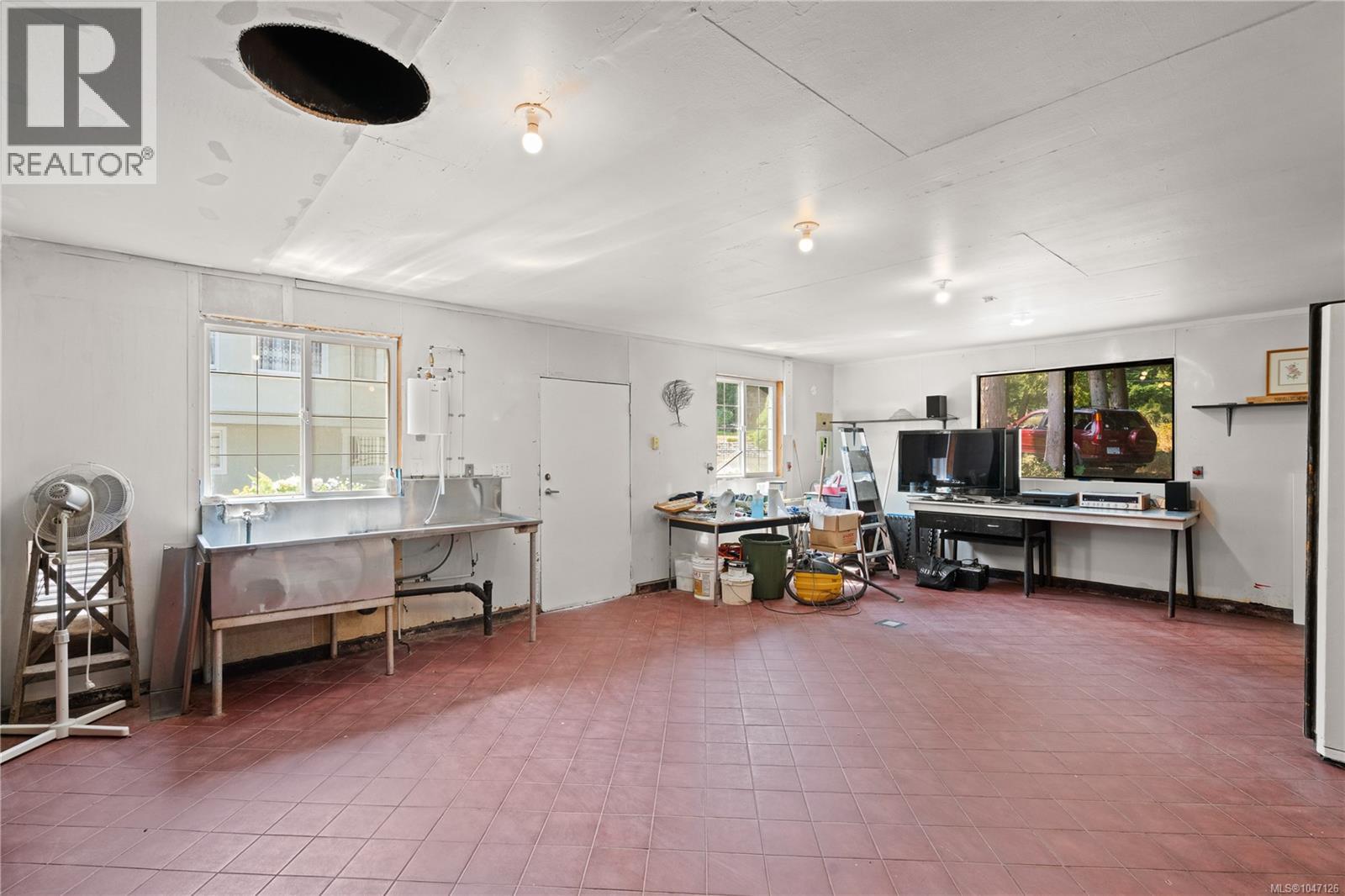 1220 Shawnigan-Mill Bay Rd - 55