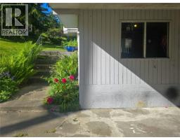 221 Spar St, Sayward, BC V0P1R0 Photo 62