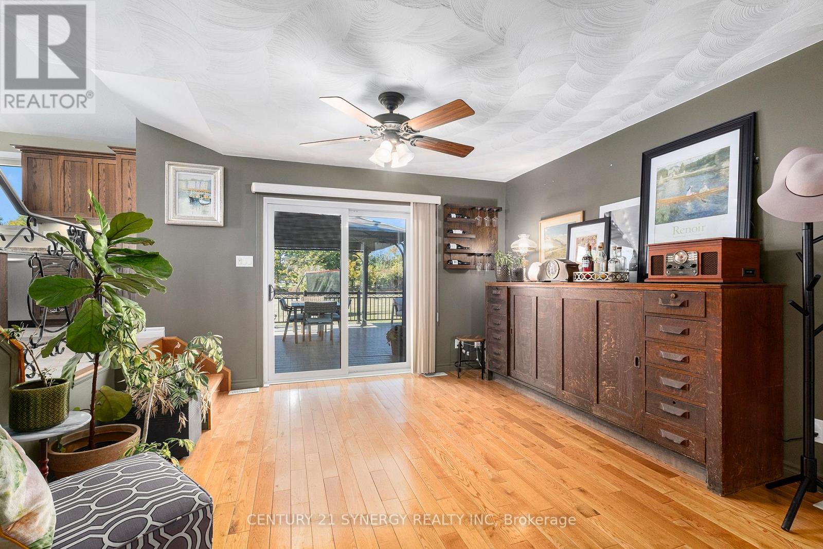 12 DAVIS LANE - Image 15