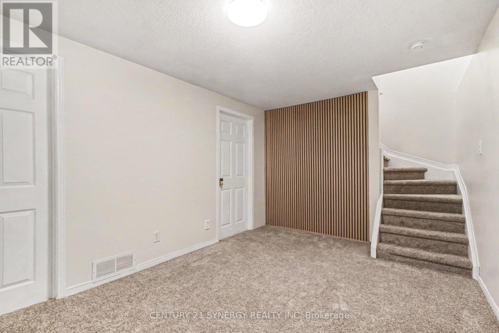 3 Bed, 2 Bath House for Sale in Ottawa – 54 MEADOWCROFT CRESCENT, Ottawa – MLS# X13685328 - Image 27