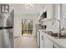 54 Meadowcroft Crescent, Ottawa, ON K1J1H2 Photo 13