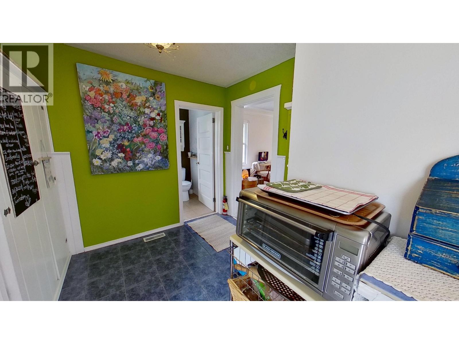 10419 104 AVENUE - Image 17