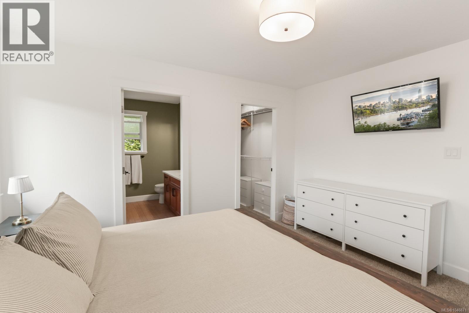 595 Sarum Rise Way - Image 36