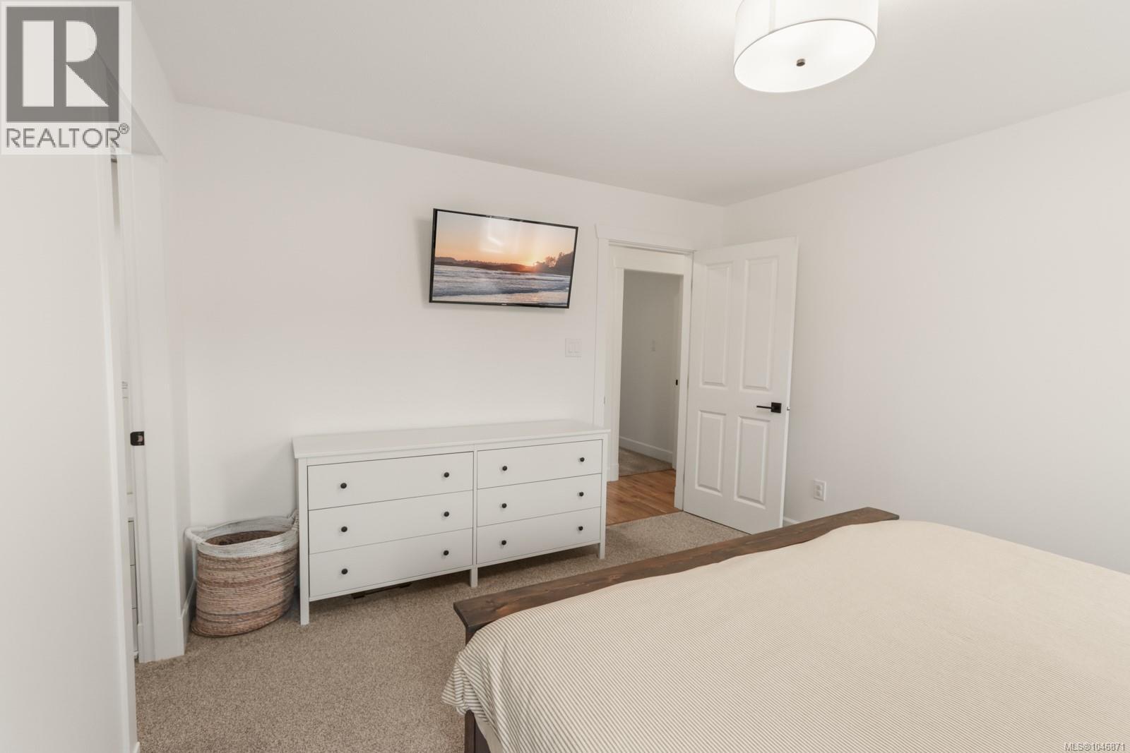 595 Sarum Rise Way - Image 37
