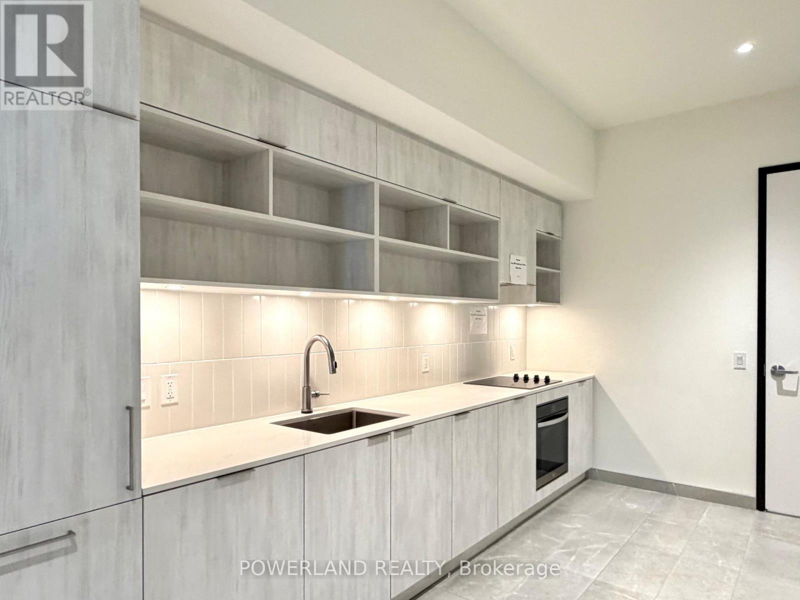 #828 2 DAVID EYER ROAD - 25