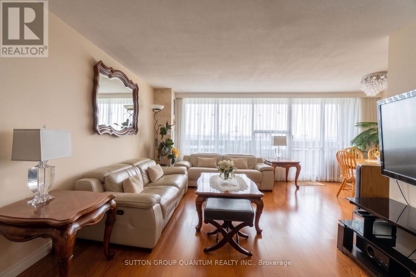 #1810 11 WINCOTT DRIVE - 4