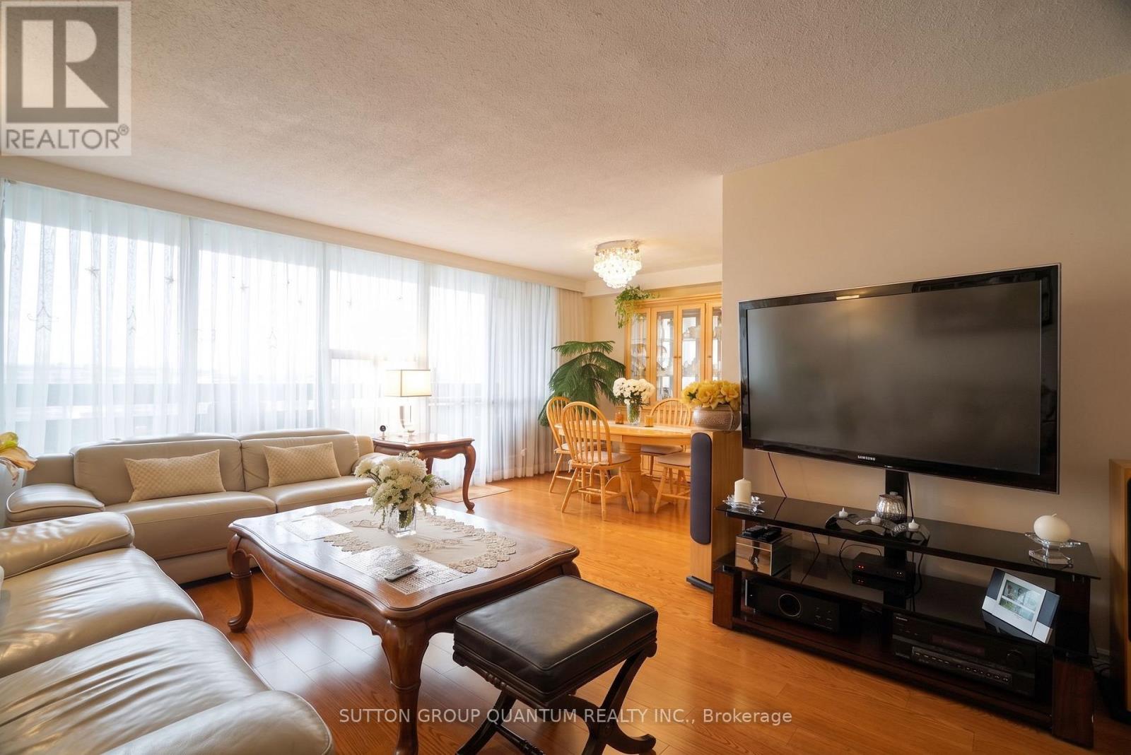 #1810 11 WINCOTT DRIVE - 5