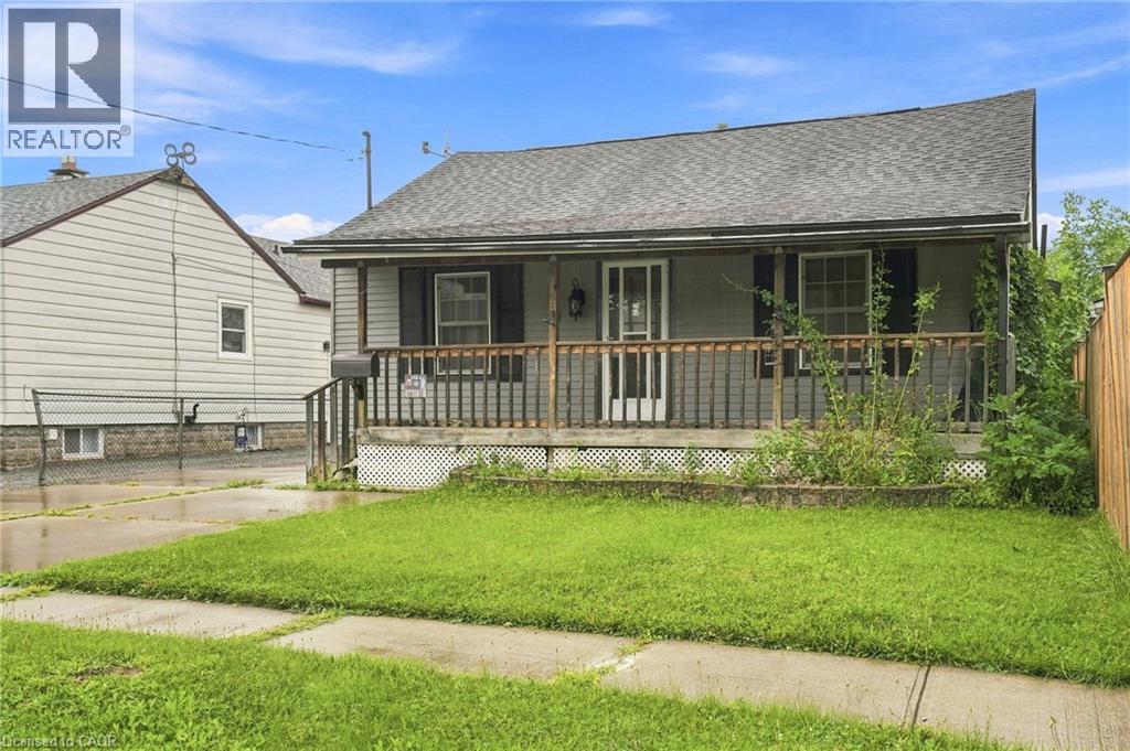 4 HILDA Street - 1