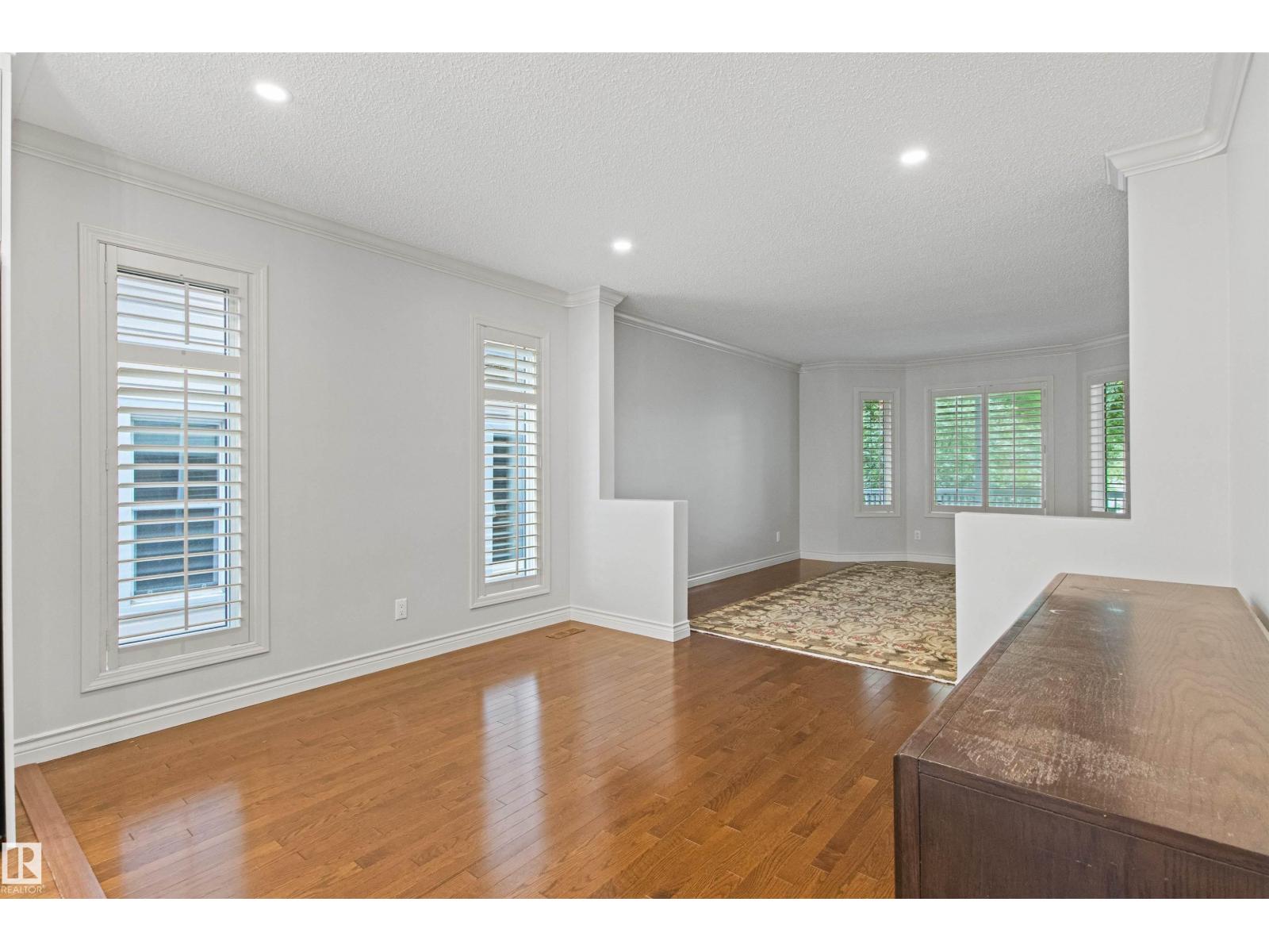 10626 125 ST NW - Image 24