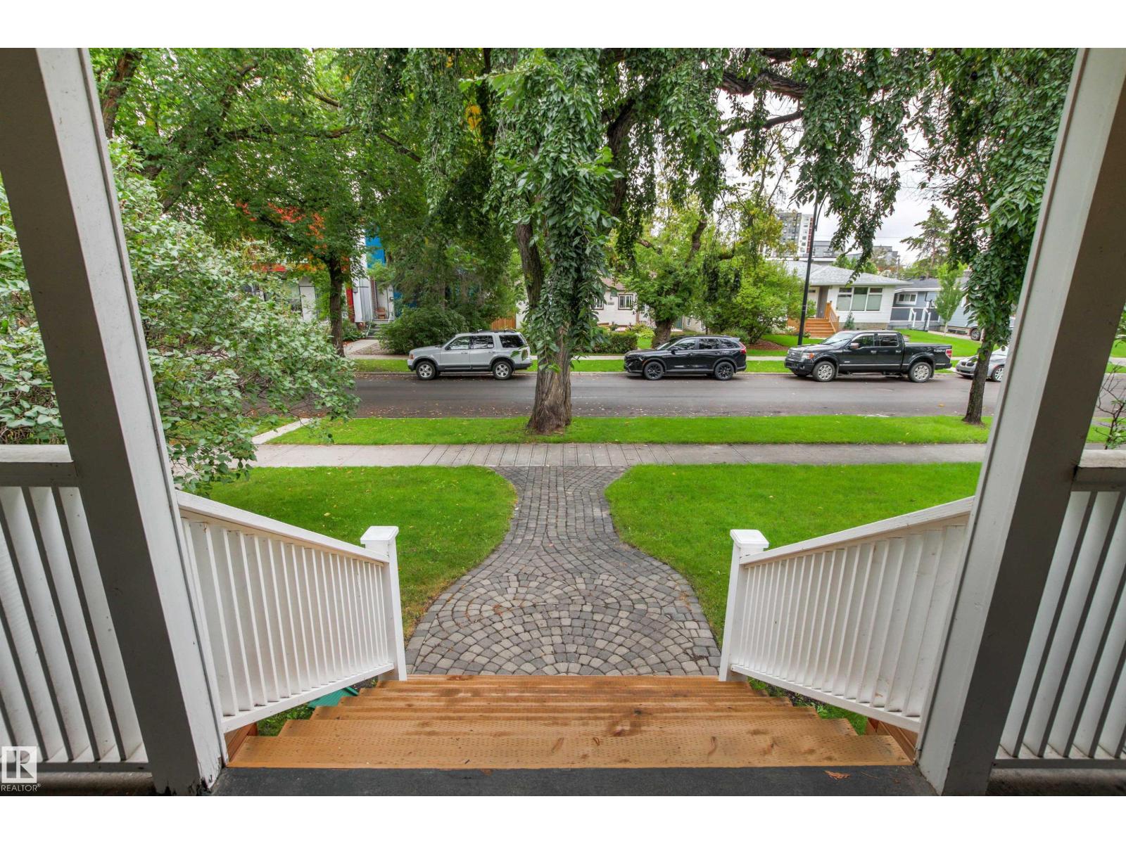 10626 125 ST NW - Image 3
