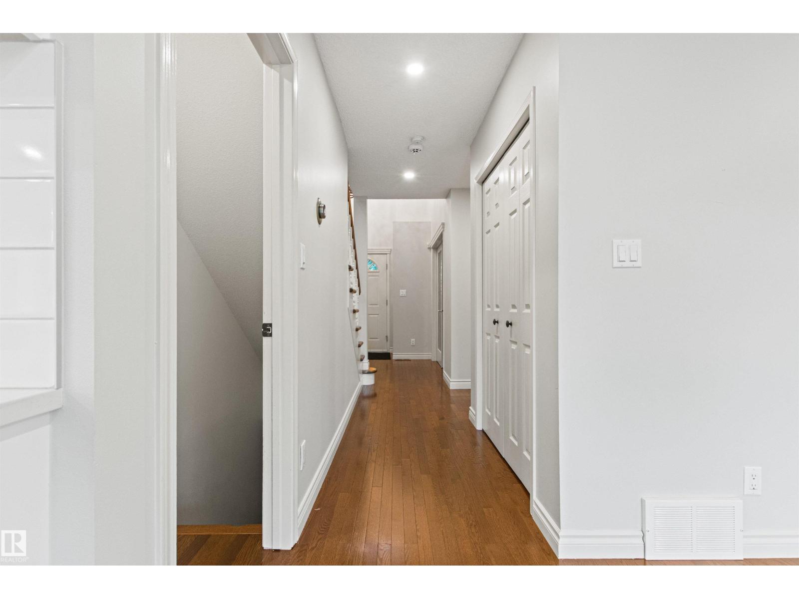 10626 125 ST NW - Image 33