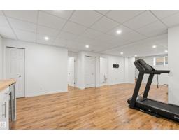 10626 125 St Nw, Edmonton, AB T5N1T6 Photo 61
