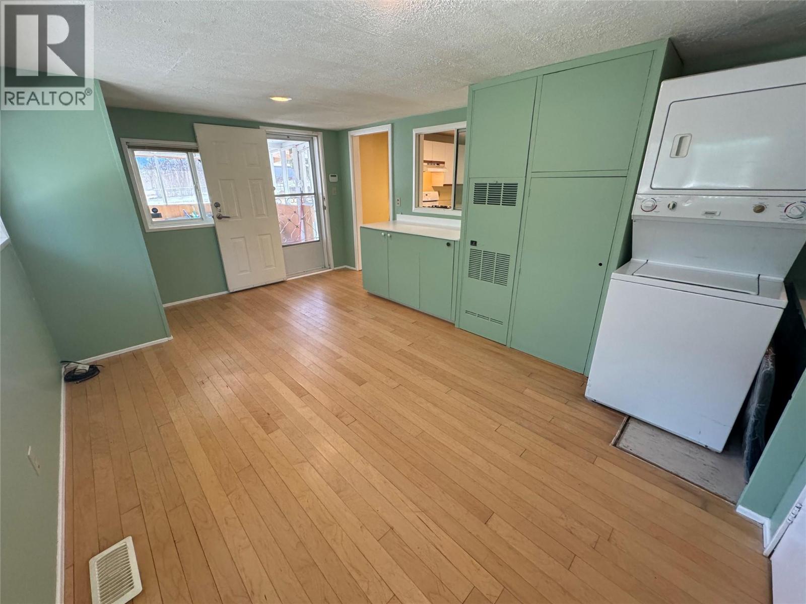 1483 Main Street - 16