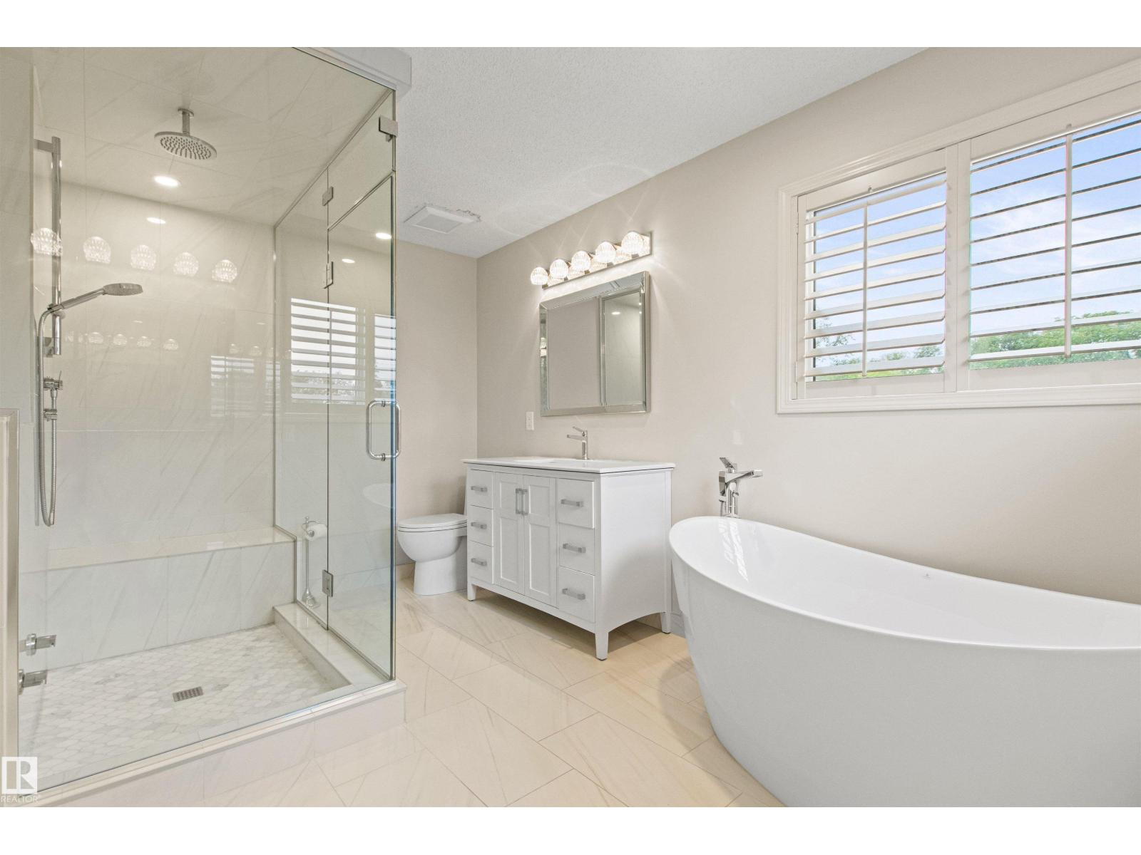 10626 125 ST NW - 49