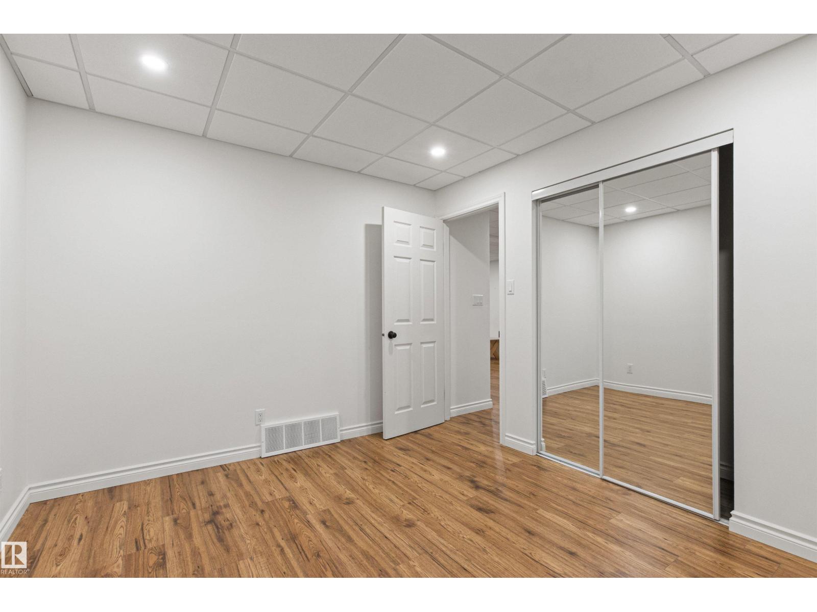 10626 125 ST NW - Image 64