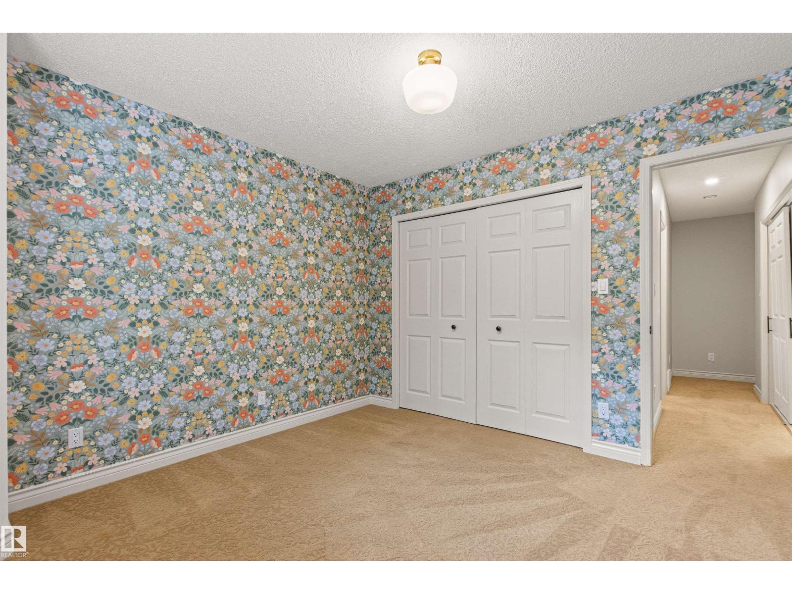 10626 125 ST NW - 55