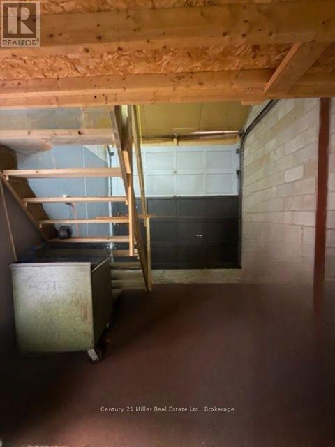 9 - 634 COLBY DRIVE — photo 2