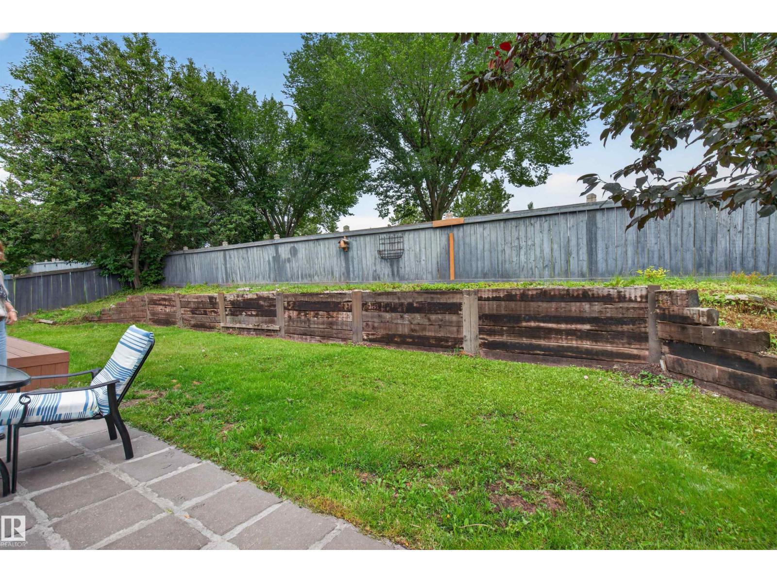 4216 49 AV - Image 44