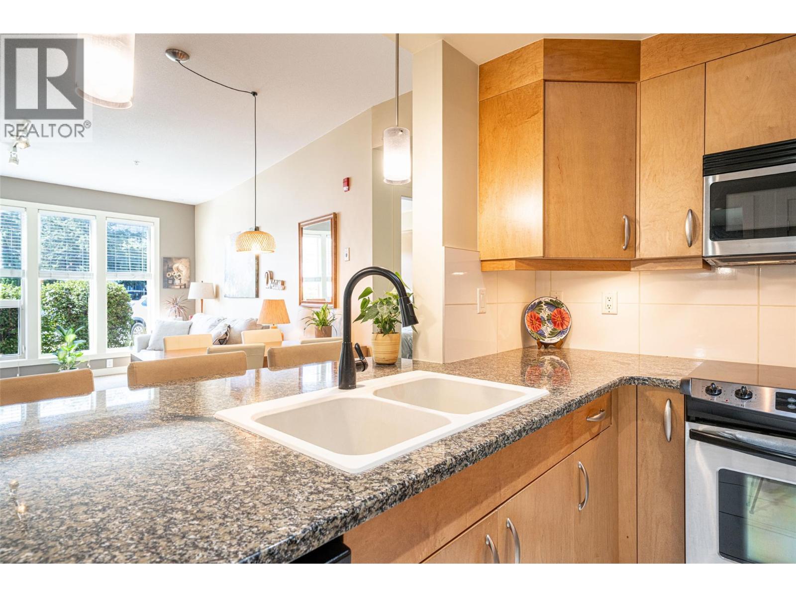 #2105 7343 Okanagan Landing Road - 10
