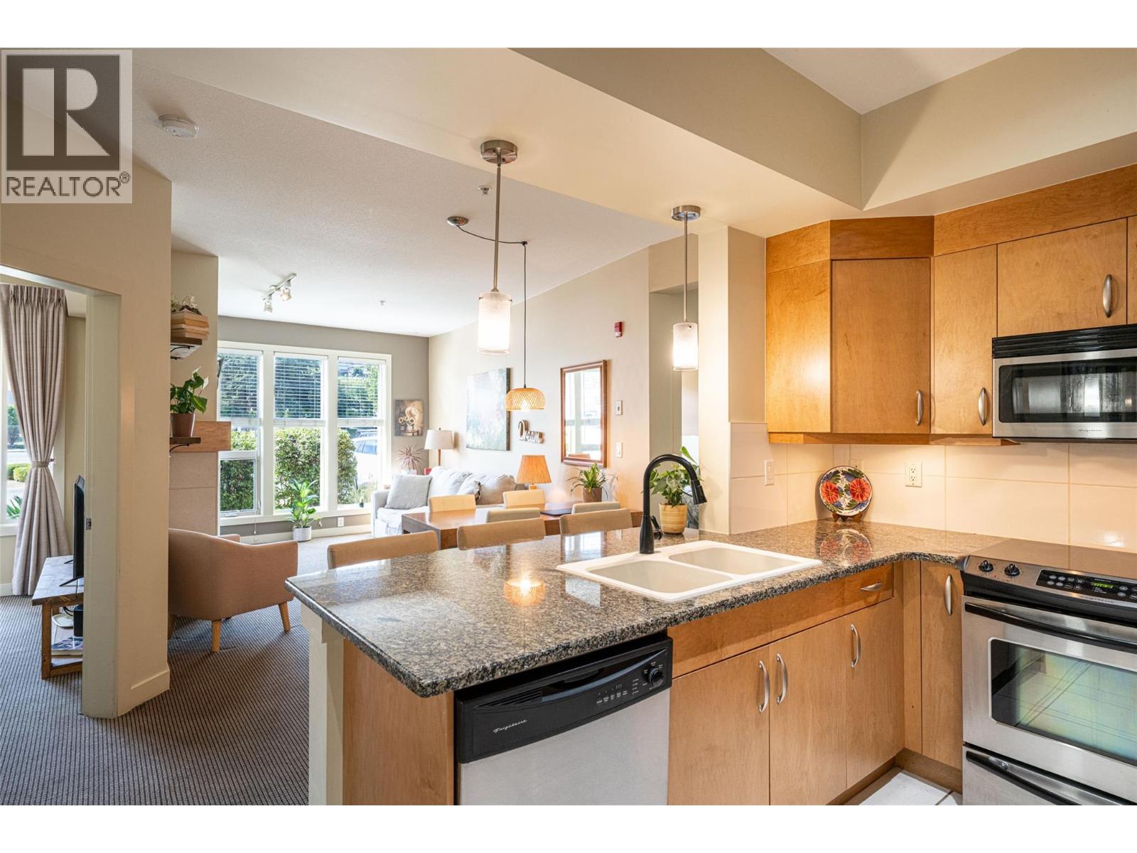 #2105 7343 Okanagan Landing Road - 9