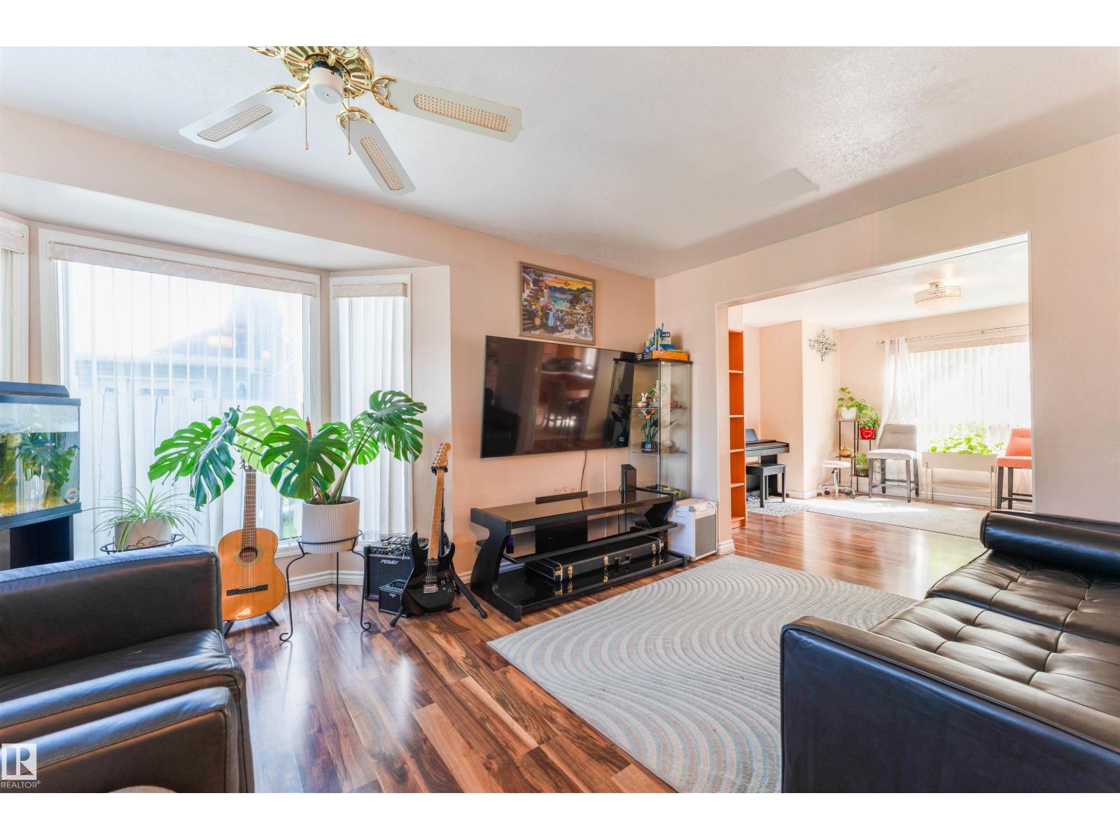 4609 38A AV NW - Image 8