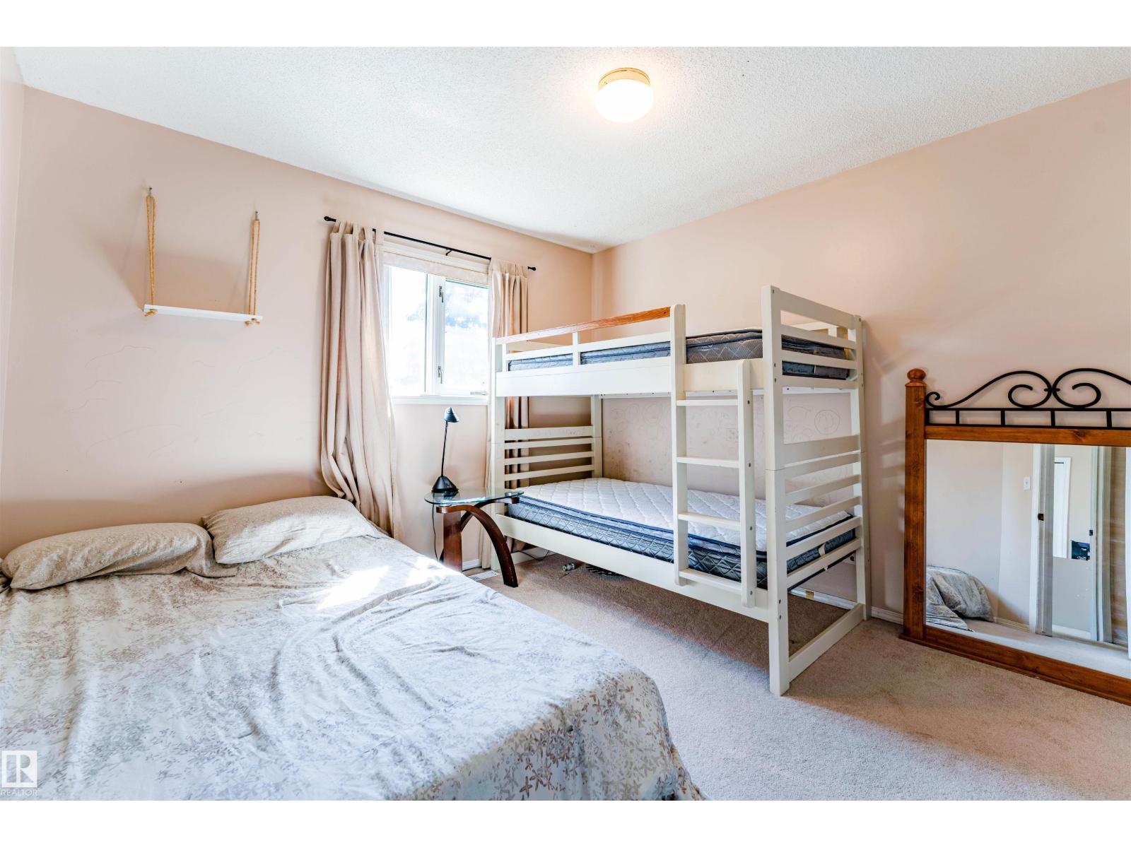 4609 38A AV NW - 36