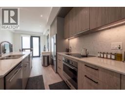301 606 Foster Avenue, Coquitlam, BC V6J0L5 Photo 6
