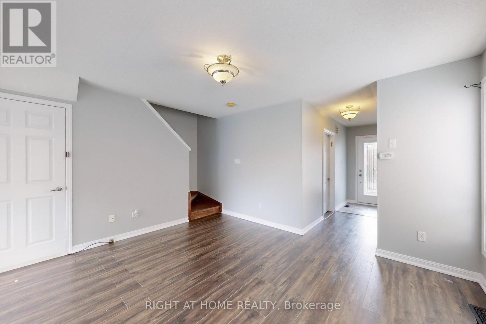 21 DUNLOP COURT - 11