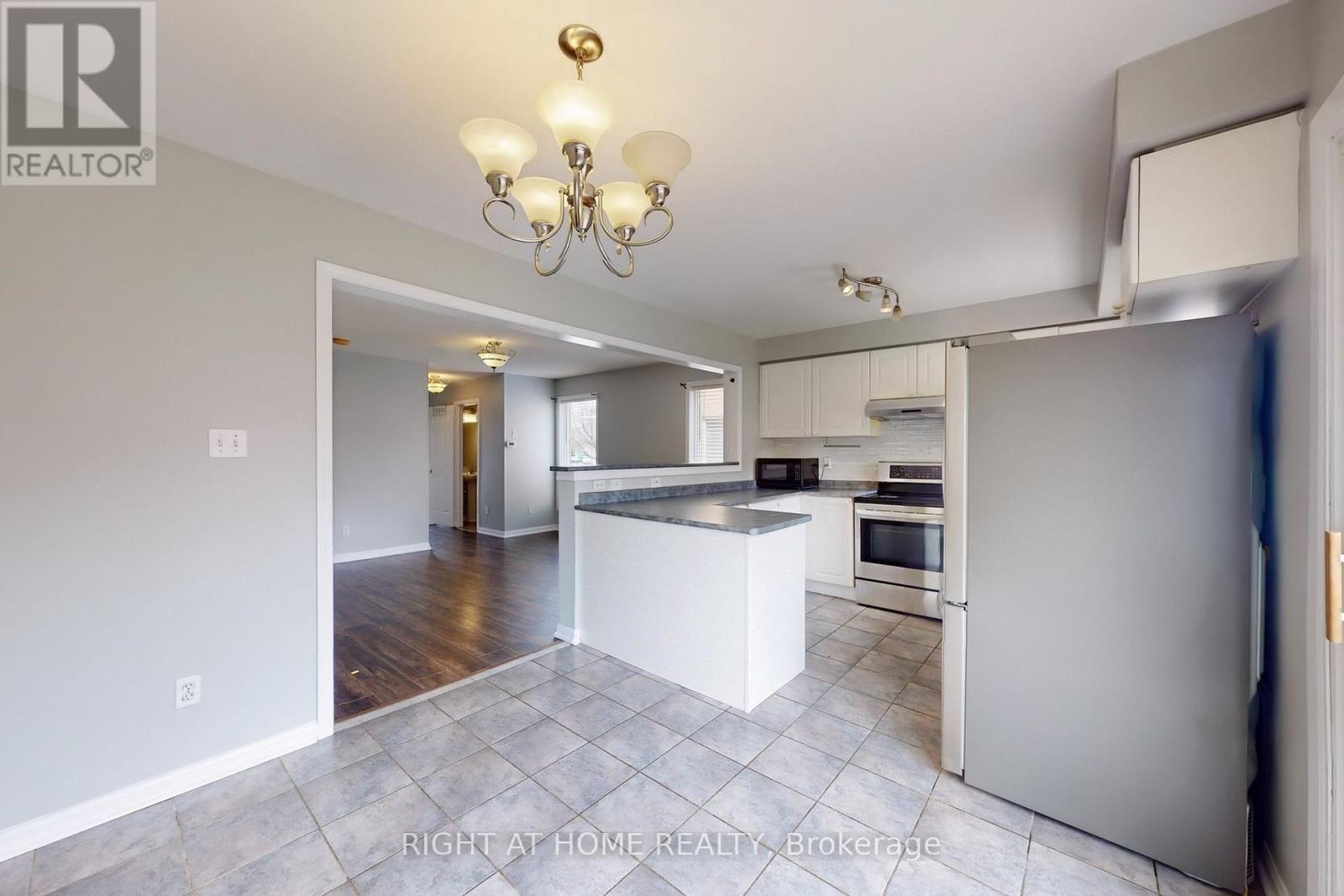 21 DUNLOP COURT - 17