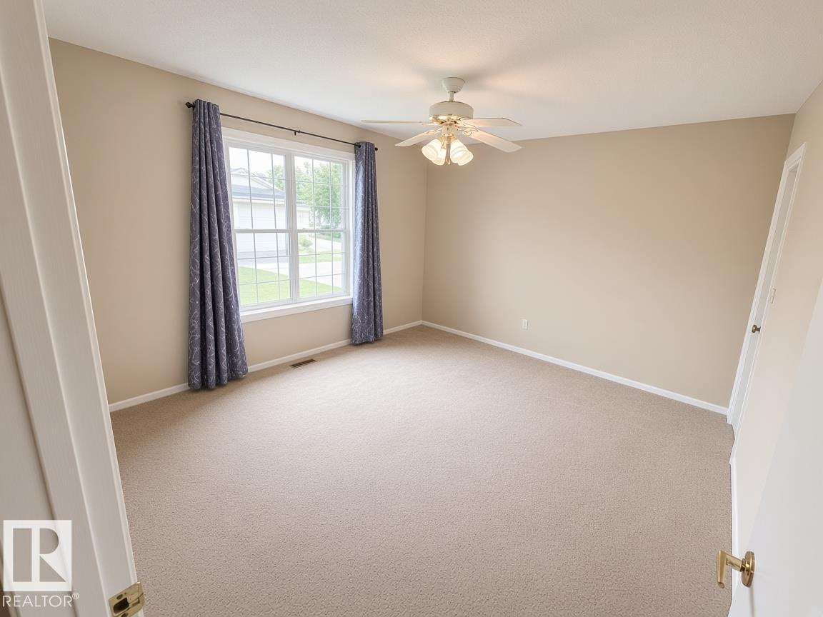 1552 54 ST NW - 4