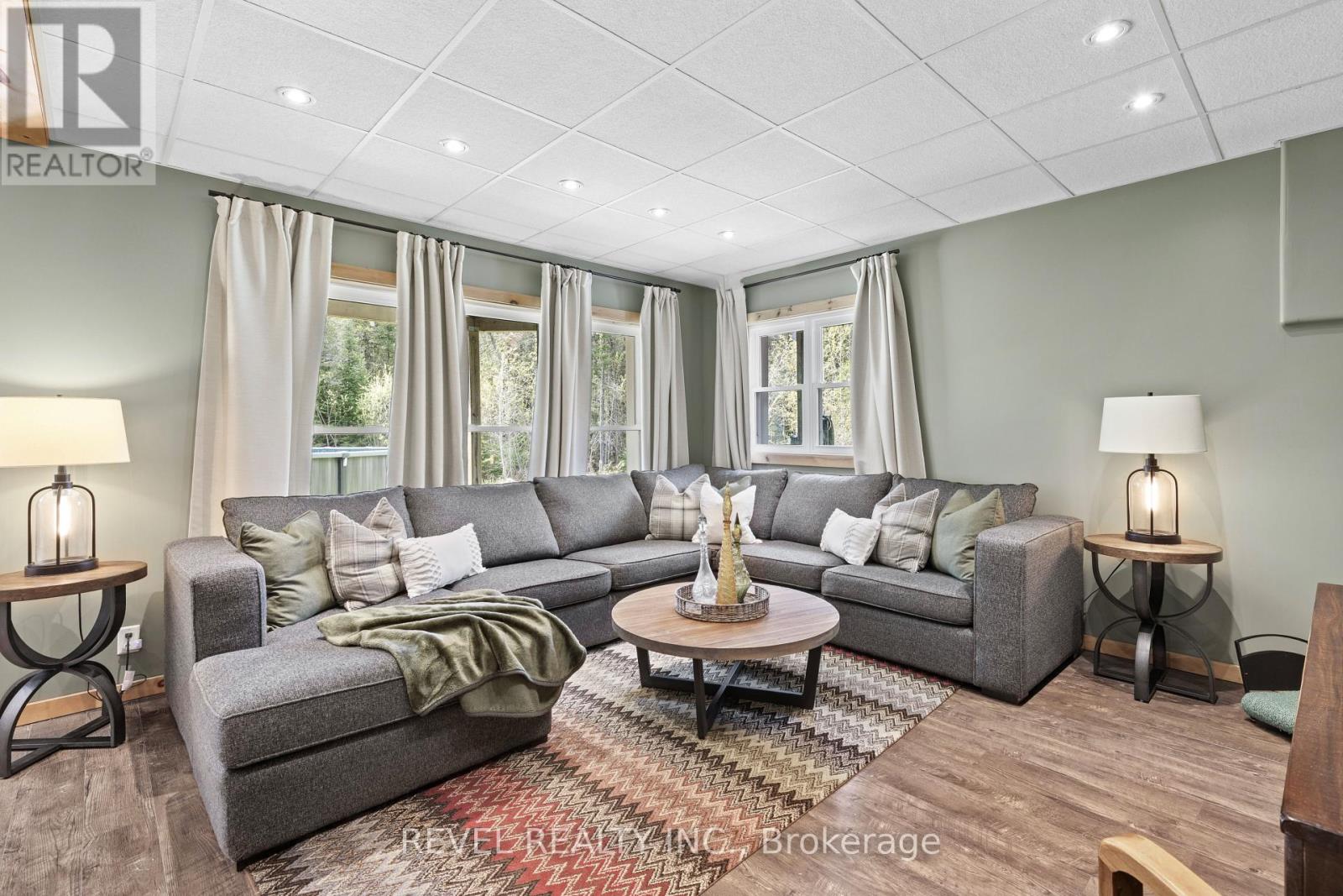 785 OLD MILL ROAD - Image 28