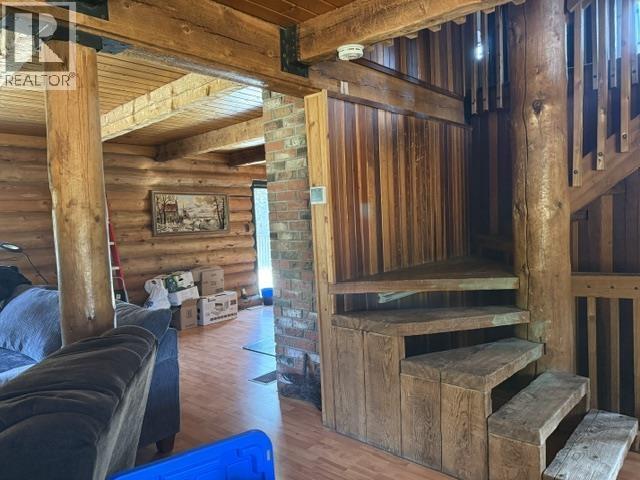 1453 FLETT ROAD - 25