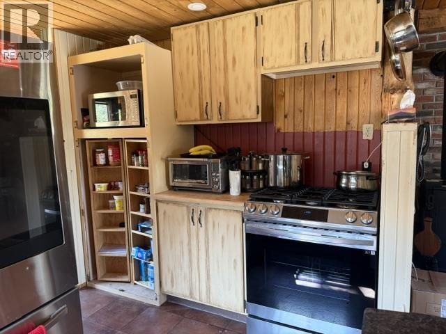 1453 FLETT ROAD - Image 8