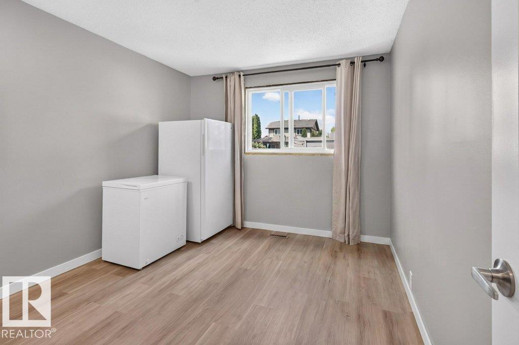 4624 36 AV NW - Image 17