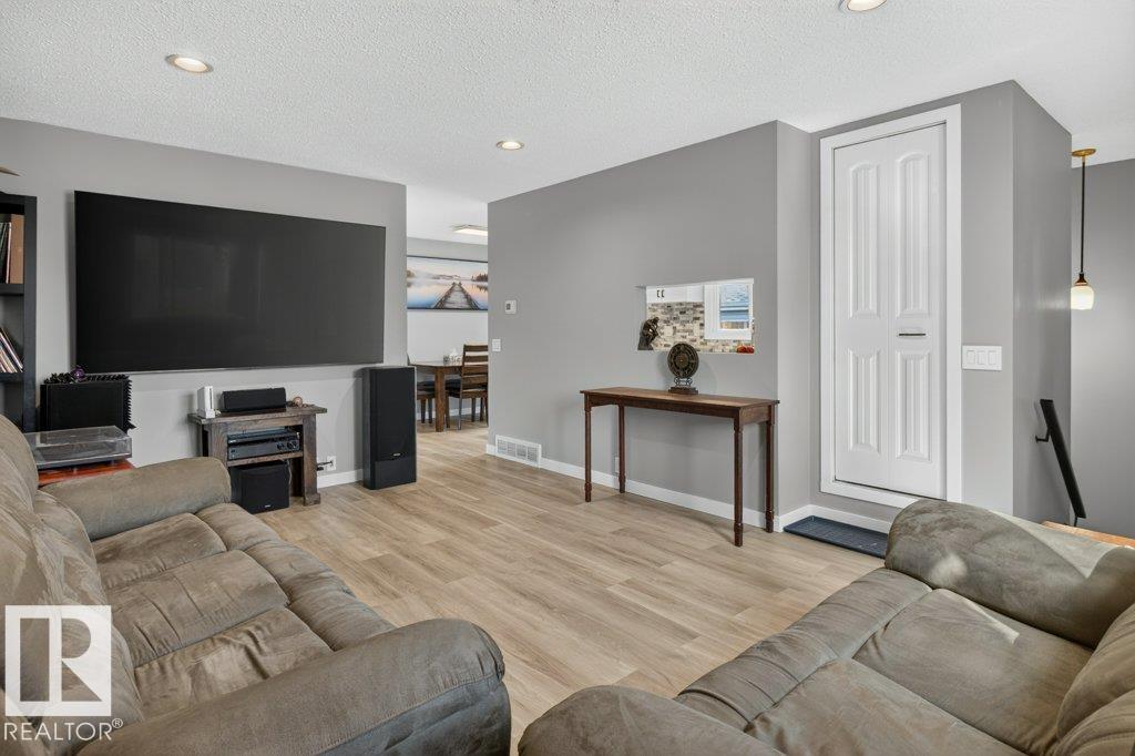 4624 36 AV NW - Image 3