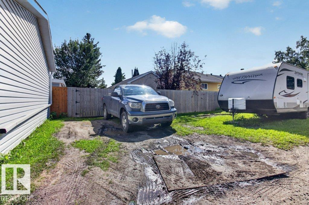 4624 36 AV NW - Image 44