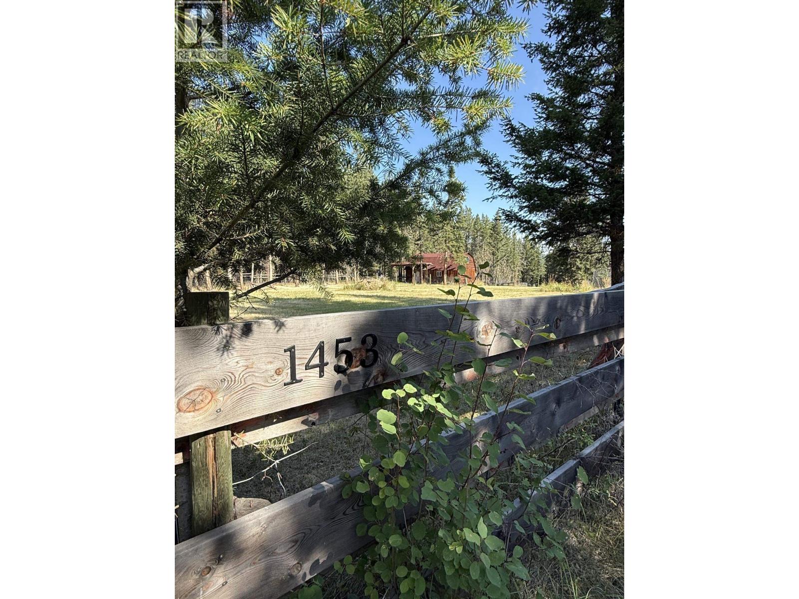 1453 FLETT ROAD - 38