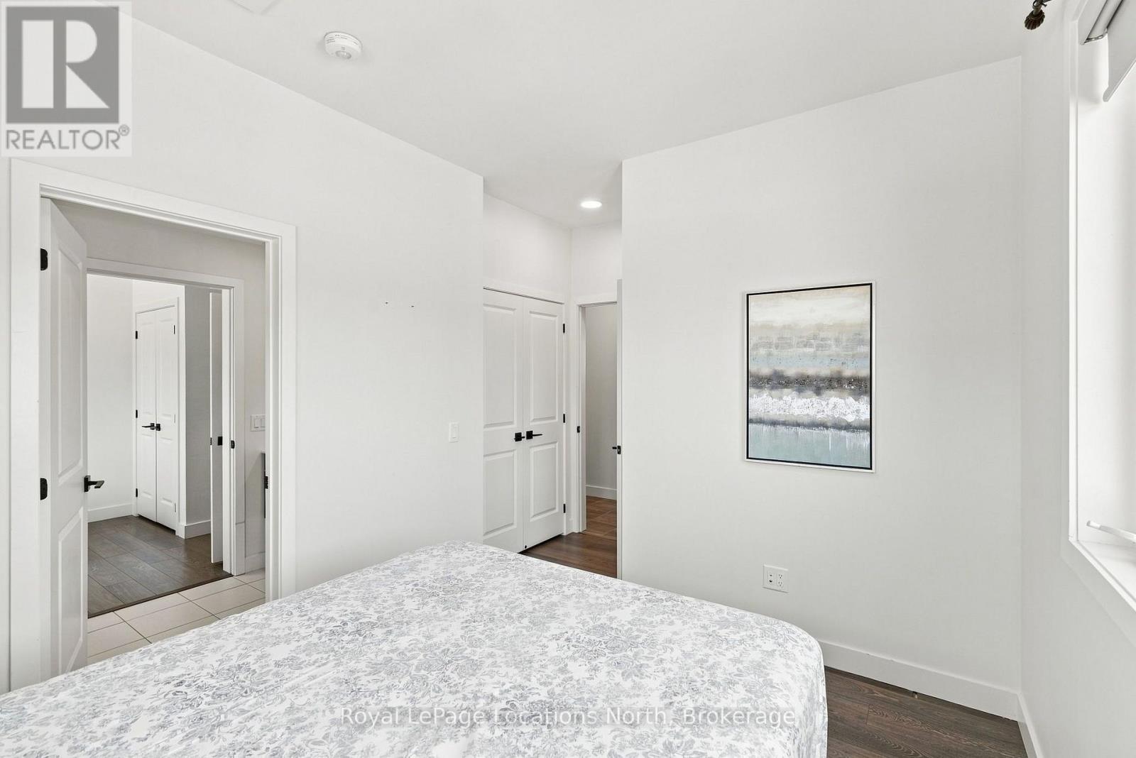 #206 21 BECKWITH LANE - Image 18