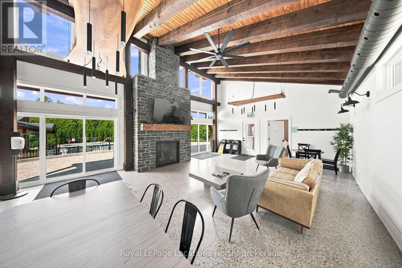 #206 21 BECKWITH LANE - Image 36