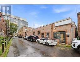 20 Jenet Avenue, Toronto, ON M6H1R4 Photo 6