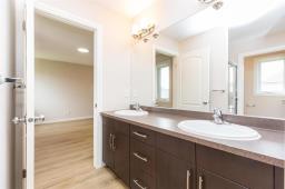 304 Oak Lawn Road, Winnipeg, MB R3Y0H7 Photo 12
